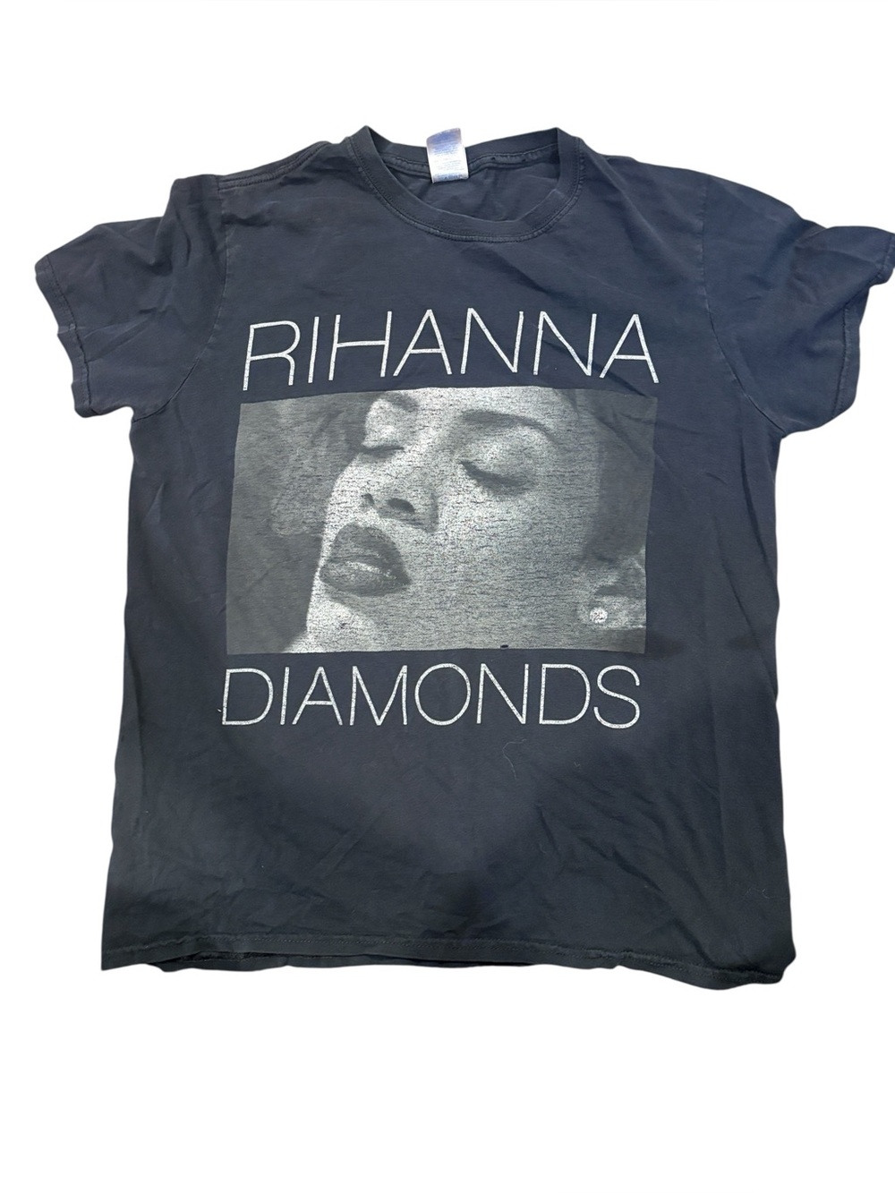 Rihanna Diamonds World Tour 2013 Black Graphic Concert T-Shirt